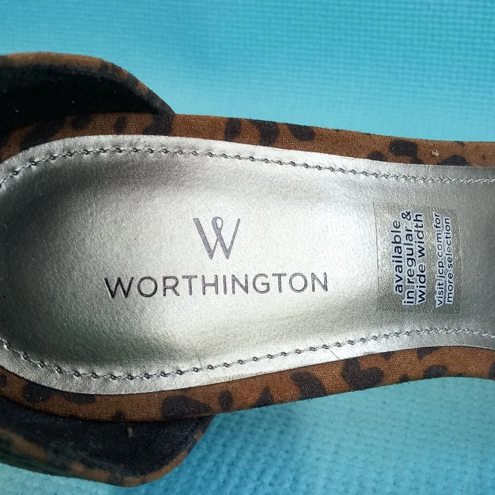 NEW Worthington Leopard Animal Print Heels Peep Toe Sandals Size 8.5 M